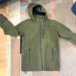 Patagonia Men’s Rain Jacket.